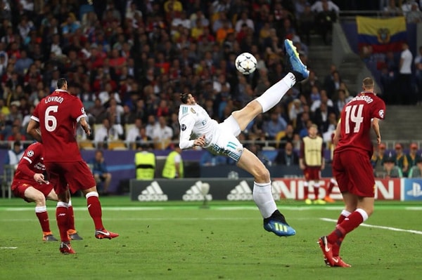 6. Прикольные футболисты