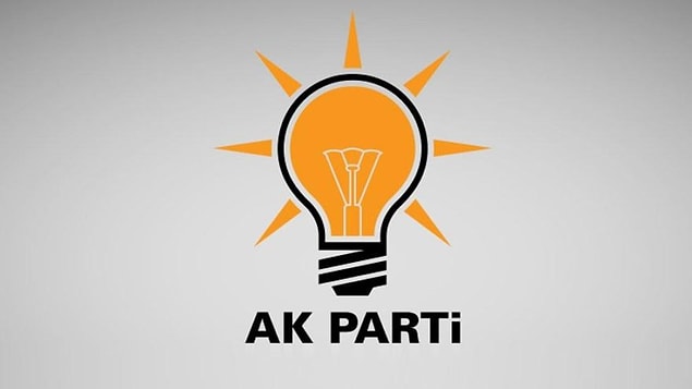 Öncelikle araştırmaya göre AKP taraftarı kendisine %64 HDP'yi %23.1 CHP taraftarını uzak görürken; CHP taraftarı kendisine %62.4 AKP'yi %29.2 HDP taraftarını uzak görüyor.