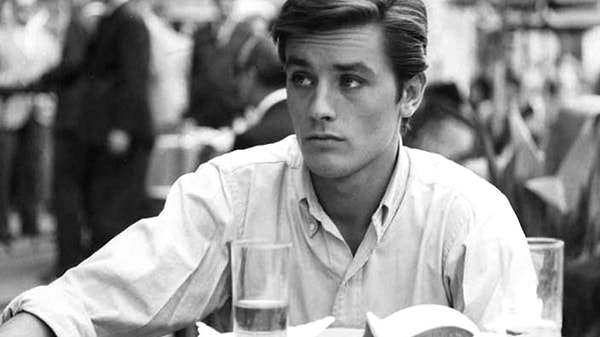 11. Ален Делон