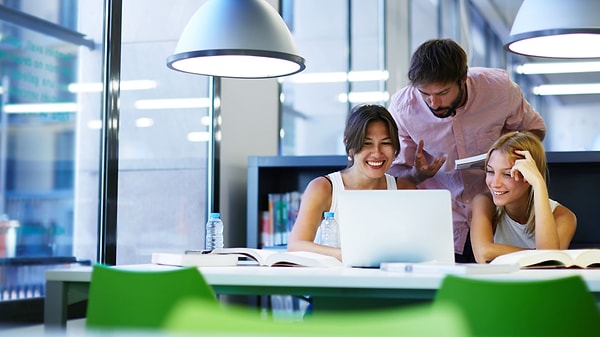 1. Вы вынуждены работать в быстром темпе, и у вас не остается времени на то, чтобы пообщаться с коллегами и начальством?