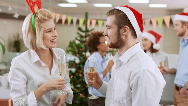 17. На вашем рабочем месте принято устраивать корпоративы и отмечать день рождения вместе с коллегами?