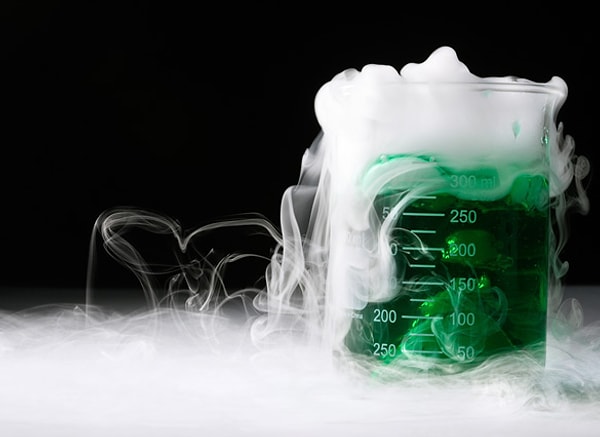 7. Какому Нобелевскому лауреату по химии принадлежит фраза "Все науки делятся на физику и коллекционирование марок"?