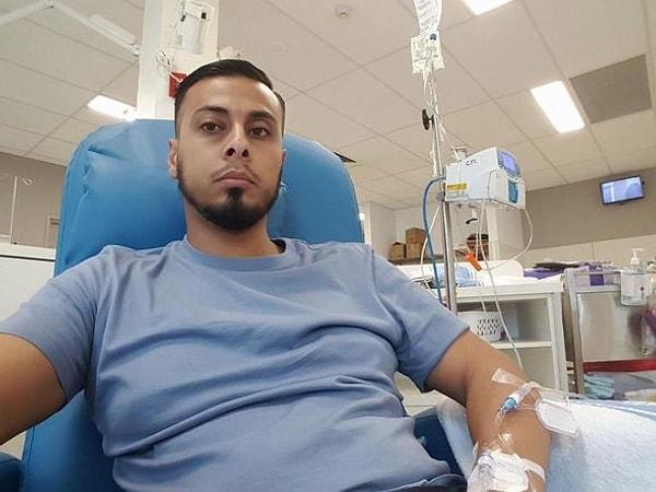 Ali Banat ayrıca hastanedeyken bile insanlara yardımcı olabilmek için videolar çekti, güncellemeler paylaştı.