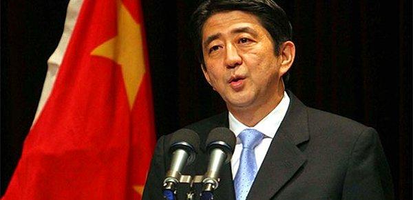 10. Şinzō Abe - Japonya Başbakanı