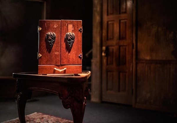 6. Шкатулка диббук