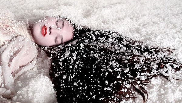 2. Шампуни не избавляют от перхоти