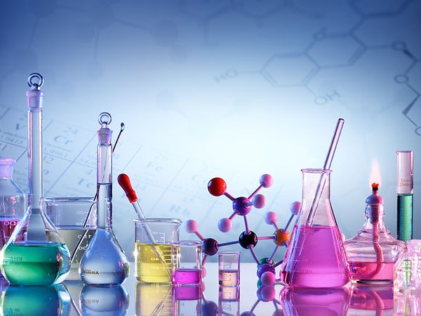 2. Назовите первый элемент таблицы Менделеева: