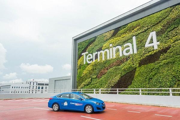 Geçtiğimiz ekim ayında açılan Terminal 4, Vietnam Airlines, Cathay Pacific, Cebu Pacific Air, Korean Air, Spring Airlines,ve AirAsia'ya ev sahipliği yapacak, yılda 16 milyon yolcu ağırlayacak.