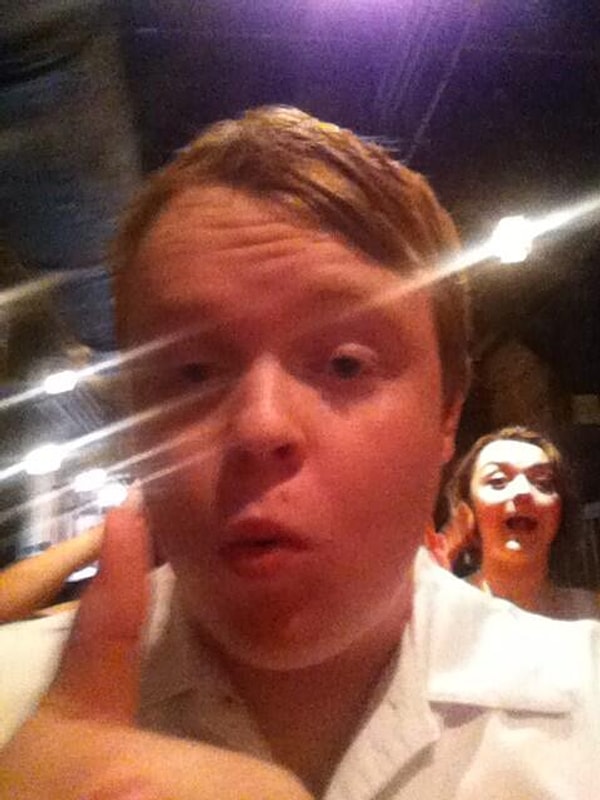 17. И еще одна эпичная фотобомба от Мейси Уильямс!