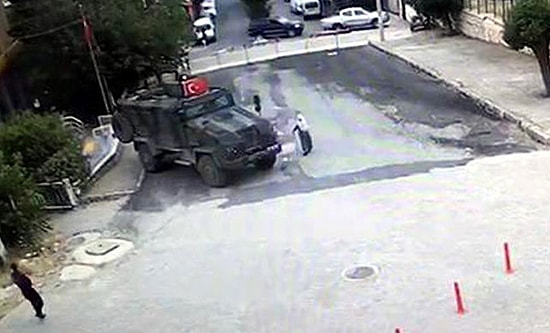 Mahkeme Kararını Açıkladı: Yaşlı Kadını Zırhlı Araçla Ezerek Öldüren Askere Ceza Erteleme