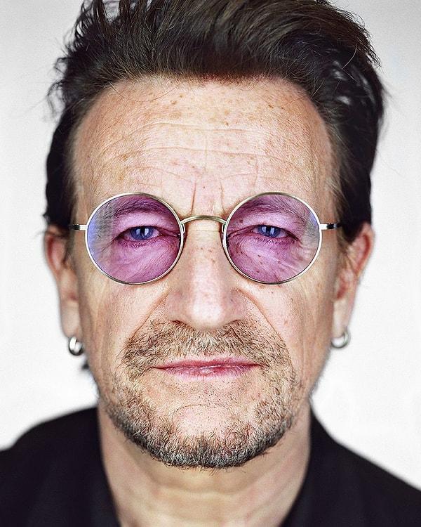 12. Bono, 700 milyon dolar