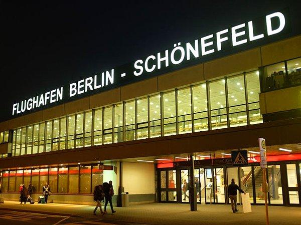13. Berlin Schönefeld Havalimanı, Almanya