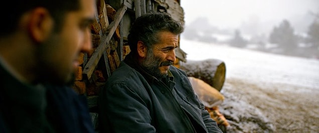 13. Rejisör Ceylan'ın otobiyografik yönü kuvvetli filmler çektiğini düşünürsek, Kış Uykusu, rejisörün olgunluğunun zirvesiydi.