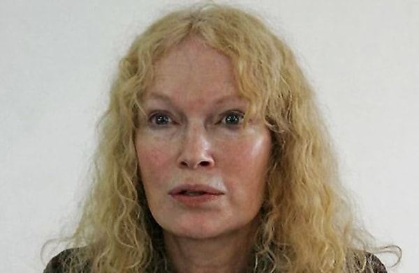 8. Когда Миа Фэрроу все узнала, то отыгралась на Сун-и