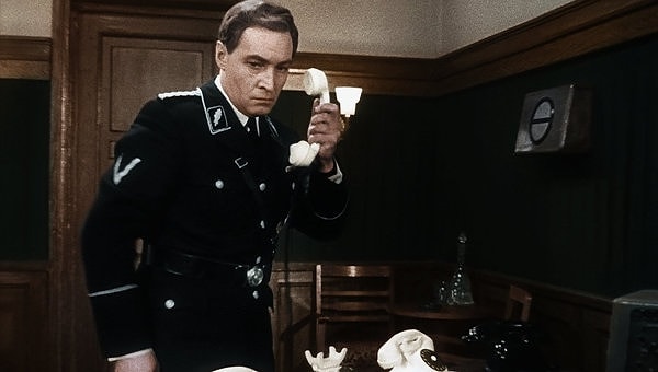 4. Каково настоящее имя Штирлица?