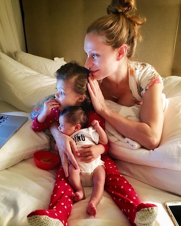 6. Когда родилась Тиа, «Скала» сказал, что он «горд и счастлив приветствовать в этом мире еще одну сильную женщину».