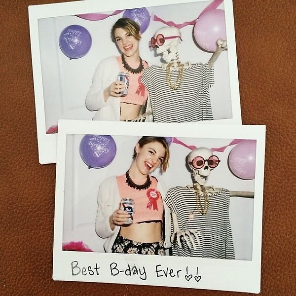 6. "Вы только посмотрите, что я нашла в своем шкафу!"