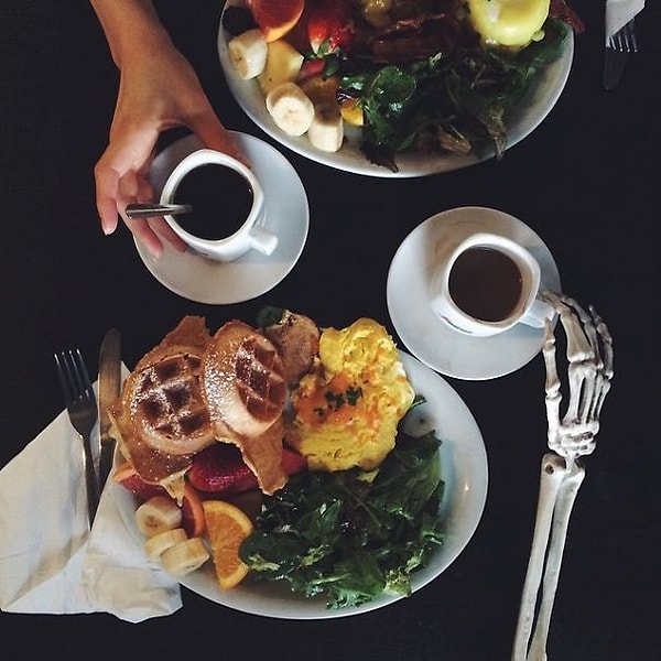 23. "За эти вафли можно умереть!"