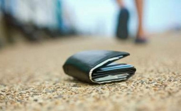 2. Вы нашли чей-то кошелек с документами и наличными. Потратите ли вы свое время, чтобы вернуть его владельцу?