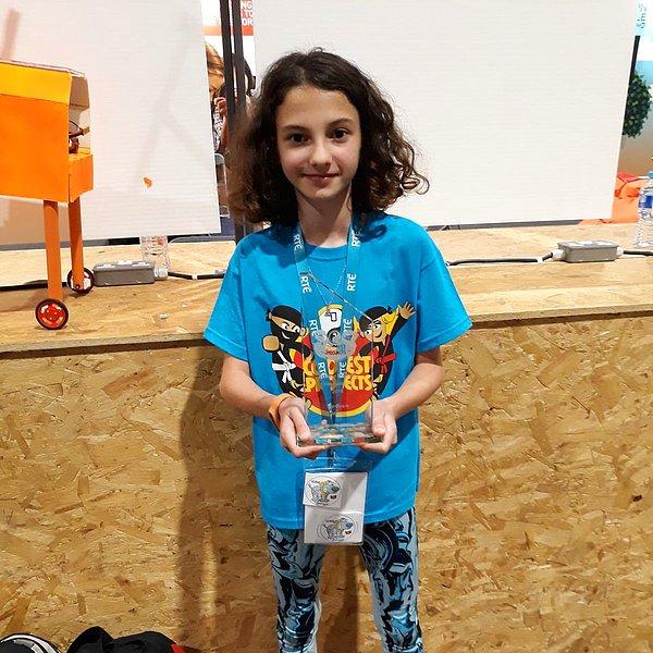 Selin Alara Örnek henüz 12 yaşında ve fen, teknoloji, mühendislik, matematik alanlarına küçük yaşlardan beri ilgi duyuyor.