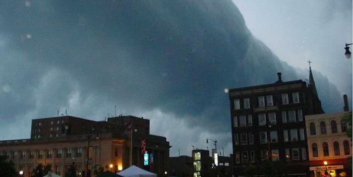 Игра природы: фото самых необычных облачных образований