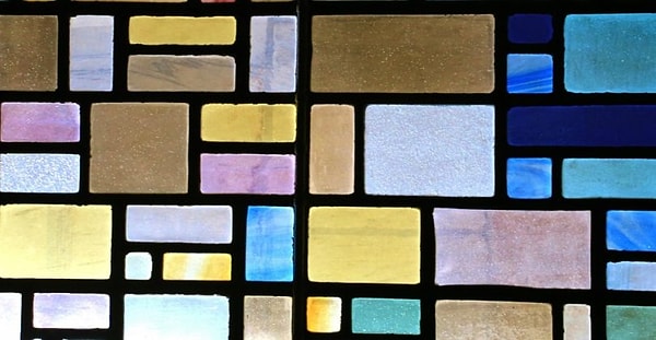 5. Почему старое стекло может быть немного волнистым и неровным?