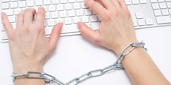 11. Готовы ли вы закрыть все свои профили в соцсетях на месяц за 250 долларов?