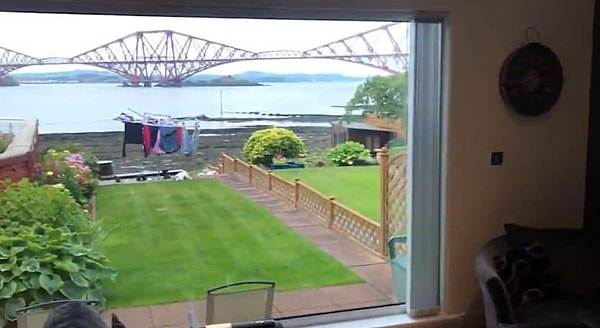 А это вид из окна дома дедушки Мерфи!