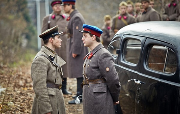 3. "Прощаться не будем"