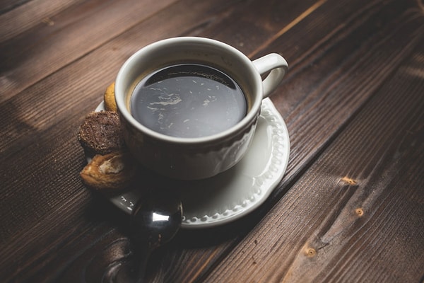 Ты напоминаешь крепкий эспрессо или американо :D