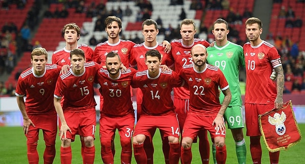 3. С какой страной Россия должна сыграть 25 июня?