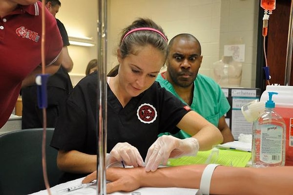 25. Похоже он пожалел, что пошел учиться на врача