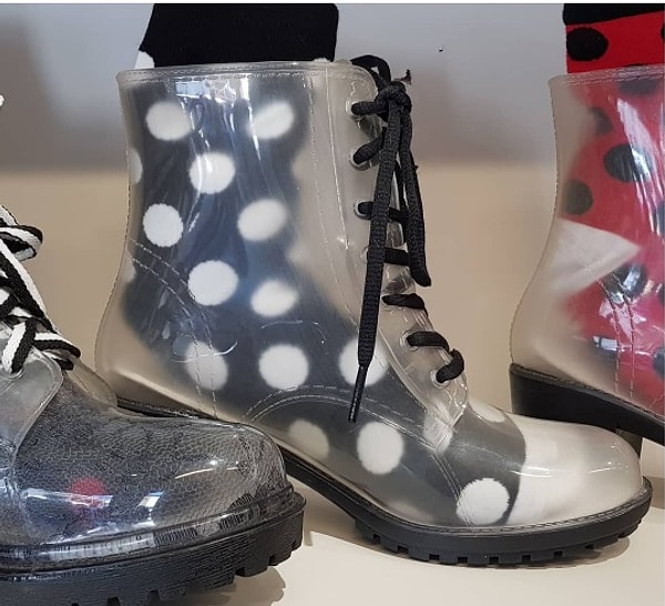 15. Конец привычке носить носки с дырками 😛😛