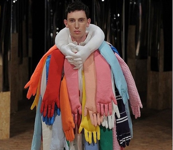 16. Для тех, кому не хватает внимания 🙄😃