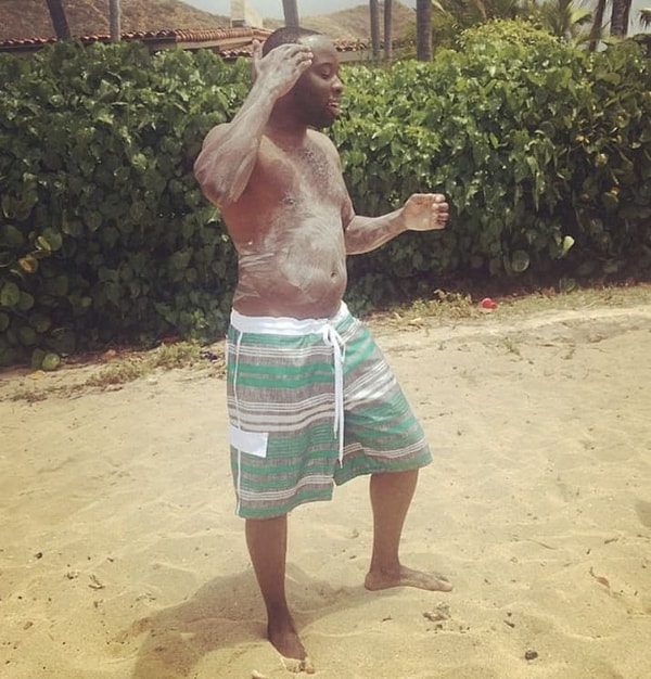 9. Но хуже всего - сгоревшие живот и грудь:)