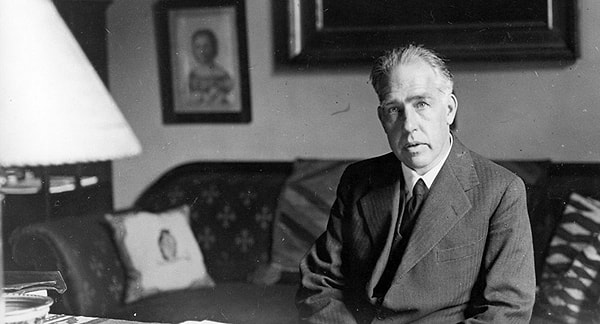 9. Смесь каких кровей текла в жилах Нильса Бора?