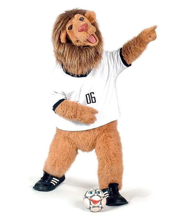 2. Голео IV и мячик Пилле, 2006, Германия