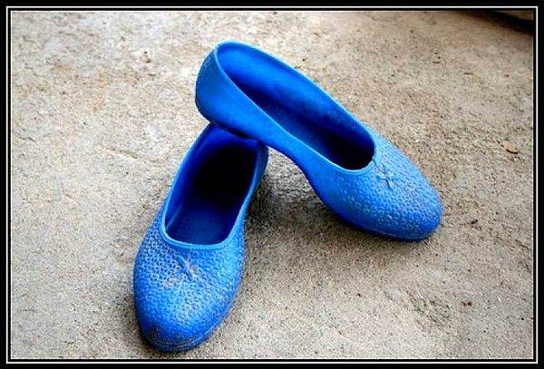 6. Rüyada mavi ayakkabı görmek