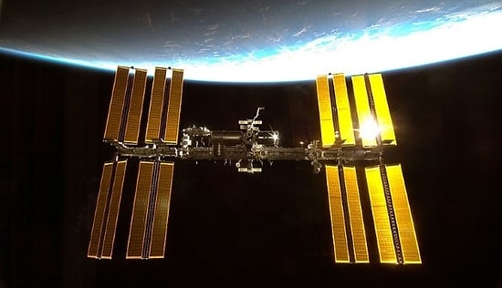 Земля в иллюминаторе видна: как живут космонавты на международной космической станции