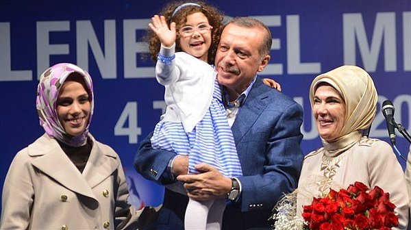 Türkiye'yi son 16 yılda tek başına idare eden siyasal akımın lideri olan Tayyip Erdoğan, Türk Siyasal Tarihi'ndeki en önemli figürlerin yanına adını yazdırdı.