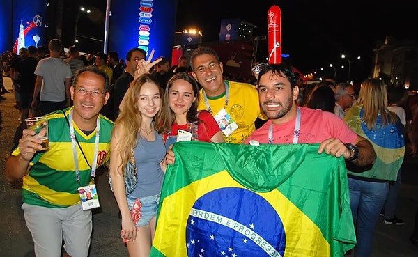 9. Это, кстати, не первый подобный случай с участием бразильских болельщиков.