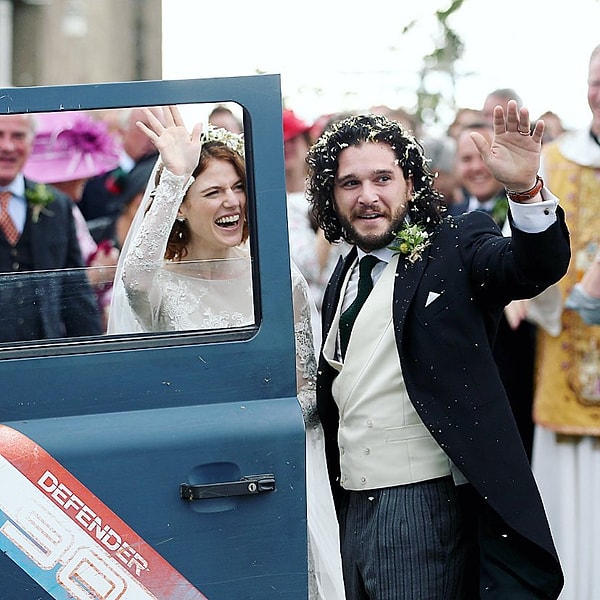 14. Желаем актерам счастливой семейной жизни! Совет да любовь!