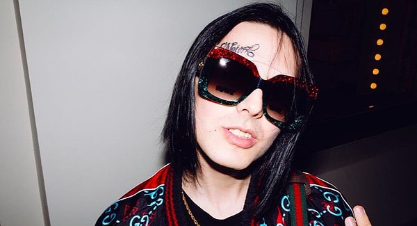 1. Итак, узнаете этого рэпера?