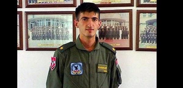 1984 Ankara doğumlu Çelebi başarılı öğrencilik hayatını 1999 yılında Maltepe Askeri Lisesi'ni kazanarak taçlandırdı.