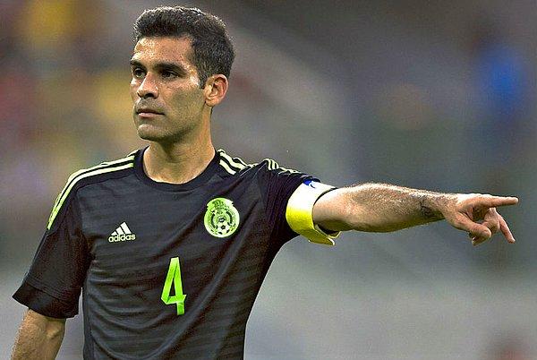 Prim ödemeleri uluslararası bankalardan yapılacağı için durumu daha çok karıştırmamak adına Meksikalı oyuncu Dünya Kupası’nda ücret almadan oynamayı da peşinen kabul etmiş durumda.