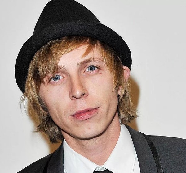 4. А Бронсона Уэбба вы видели в...