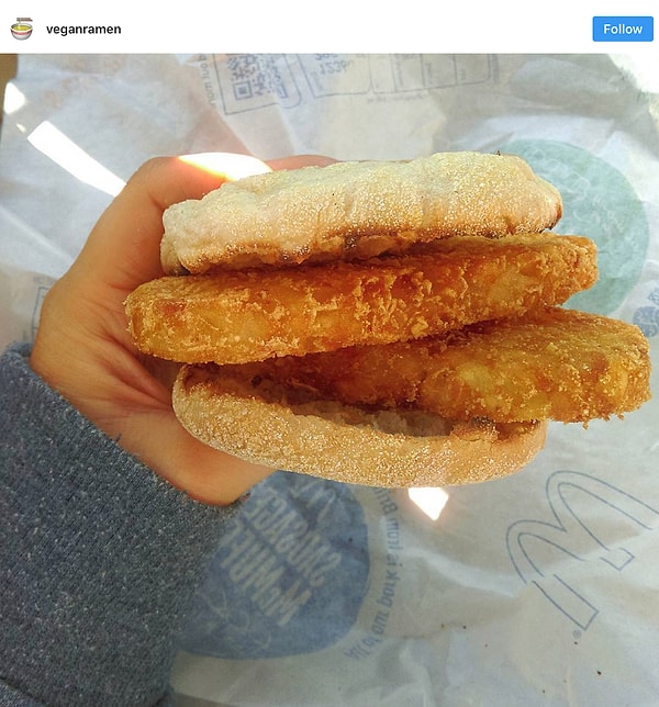 14. «Когда у тебя похмелье и тебе хочется в Макдоналдс, но ты веган».