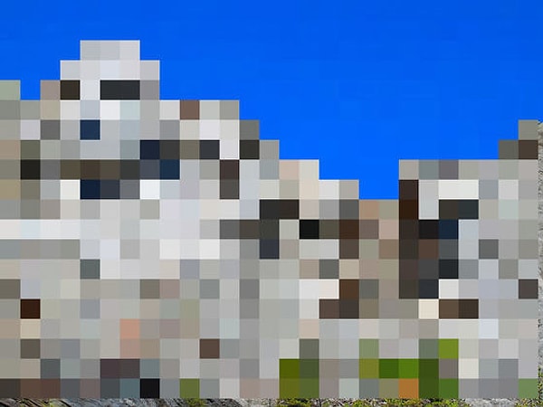 2. Где находится эта достопримечательность?