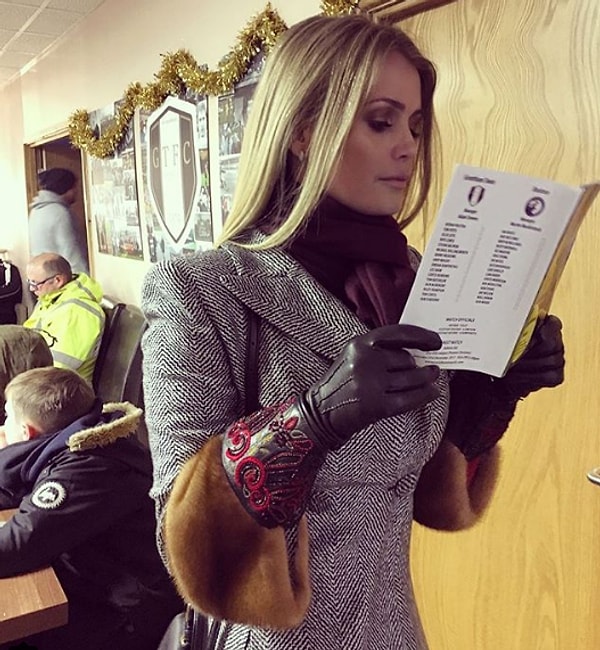 Кити - любительница соцсетей, она охотно публикует снимки и рассказывает о своей жизни.