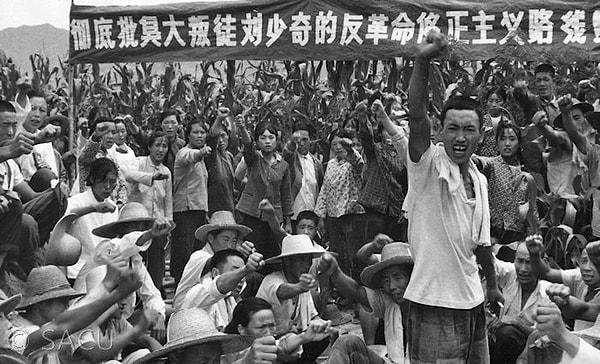 Çin'in uzun tarihi boyunca pek çok kez köylü isyanları gerçekleşti.
